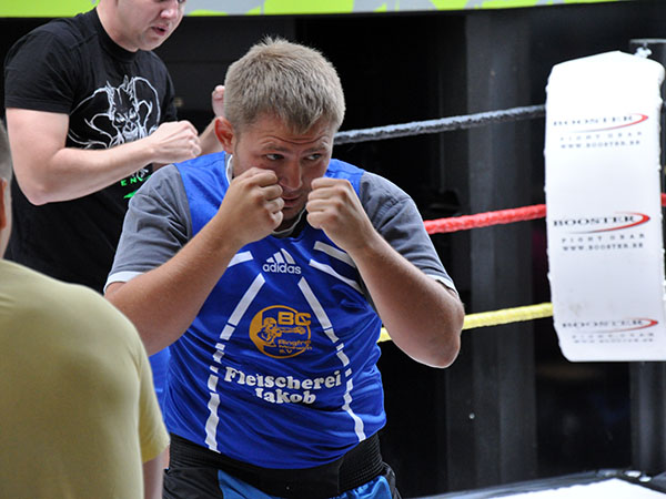 Sharks' Gym Boxcrew 4