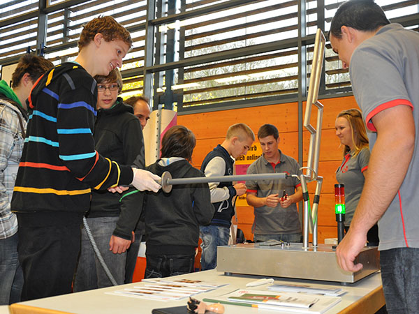 "Heißer Draht" der HEAG Südhessische Energie AG (HSE)