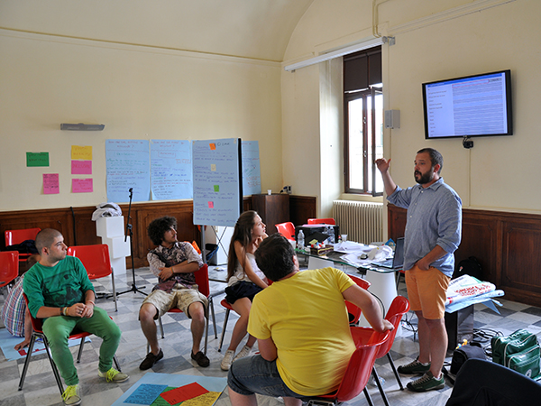 How to fill in an application form