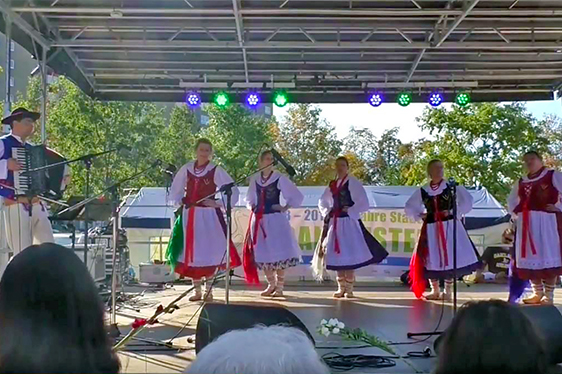 "Bunte Wiese"-Video von POLONEZ e.V.