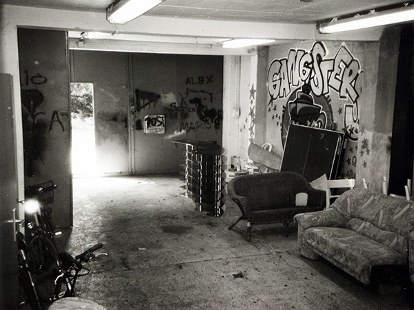 Aufenthaltsraum ("Gangster")