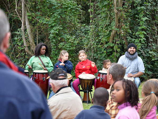 Musikalische Begrüßung durch den Kinderhort Jägertorstraße
