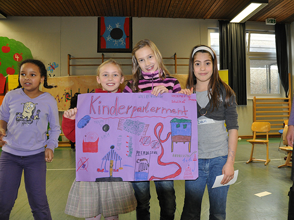 1. Kinderparlament (18)