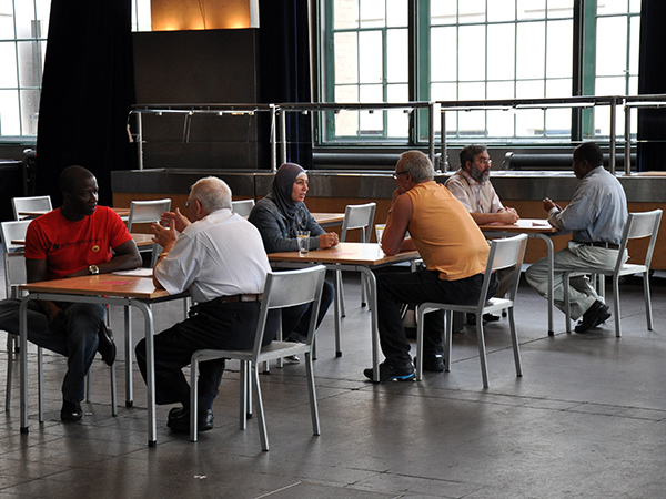 Lebende Bücher unter sich