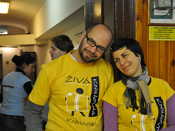Sven & Vera as "Knihovniks"