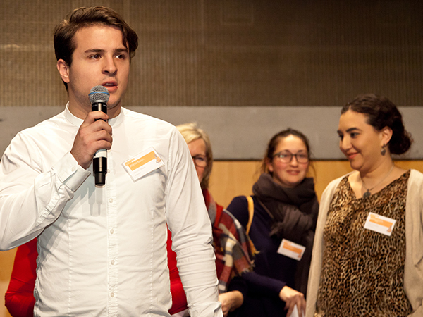 Insgesamt stehen ...