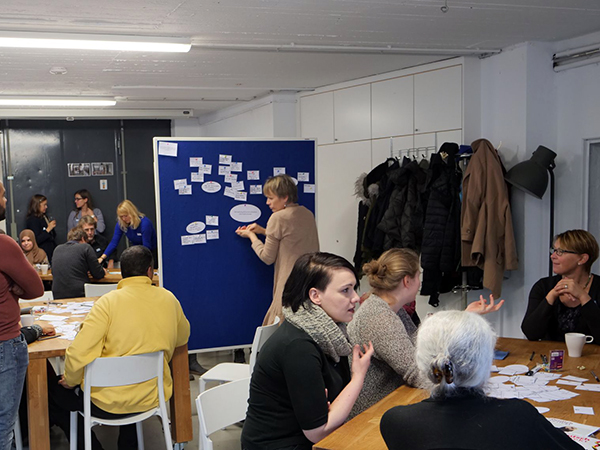 Szene vom "Markt der Möglichkeiten" II