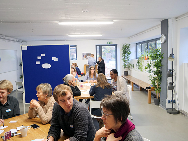 Szene vom "Markt der Möglichkeiten" IV