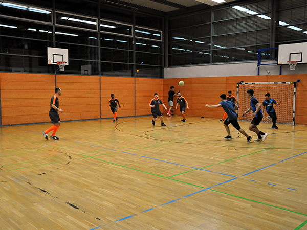 Spielszenen Fußballturnier (4)