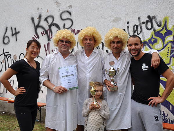 Turniersieger mit Orga-V.I.P.eers Onzi & Rachid