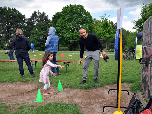 Spiele-Parcours-Station "Outdoor-Dart" (1)
