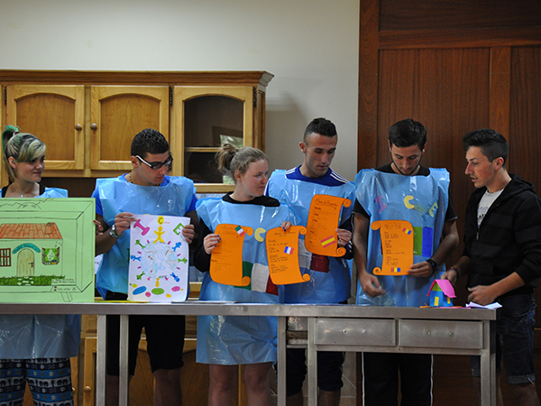 Project Presentations 1 – ICE 1 