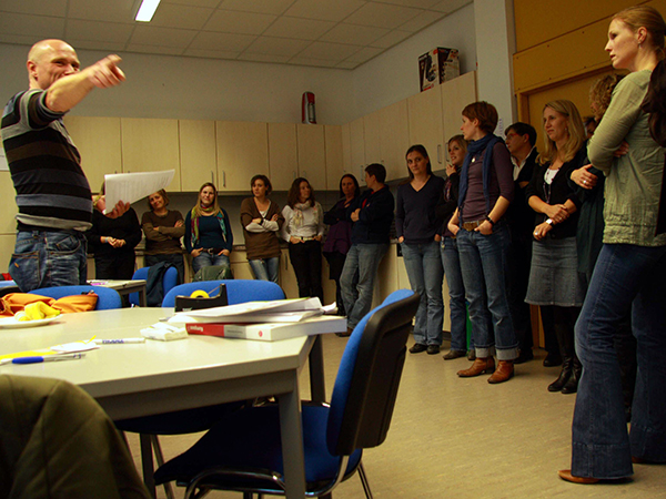 Früh übt sich...! – Menschenrechtsbildung in der Grundschule